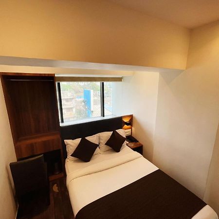 Hotel Hilton Suites Bombay Extérieur photo