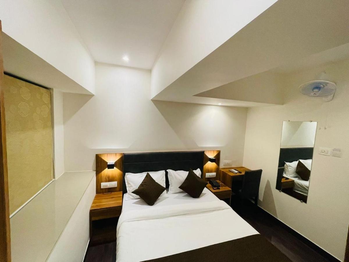 Hotel Hilton Suites Bombay Extérieur photo